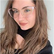 Sono laureata in mediazione linguistica, impartisco lezioni di lingua russa e inglese
